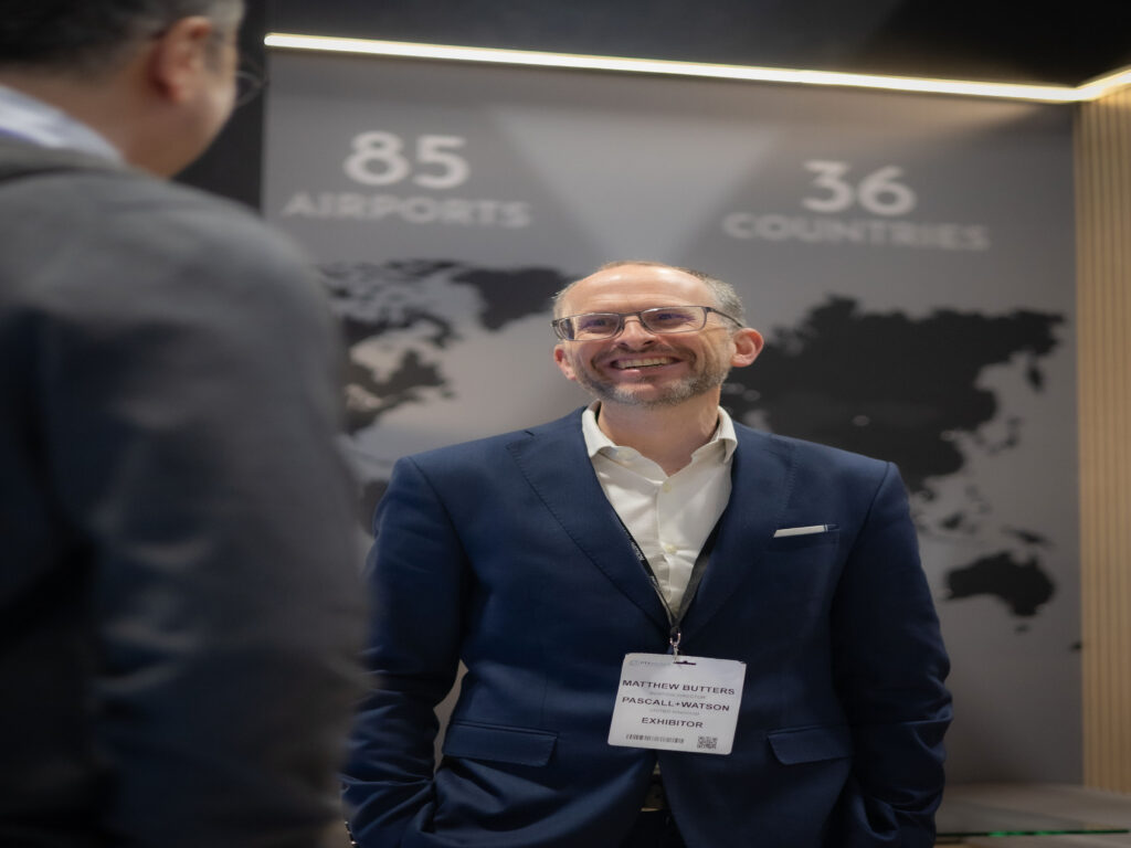 Pascall+Watson – Hybrid stand design