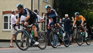 Tour of Britain 2012: front of the peloton - Bernie Eisel, Bradley Wiggins and Luke Rowe